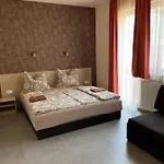 Balaton Apartmanhaz