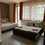Balaton Apartmanhaz *