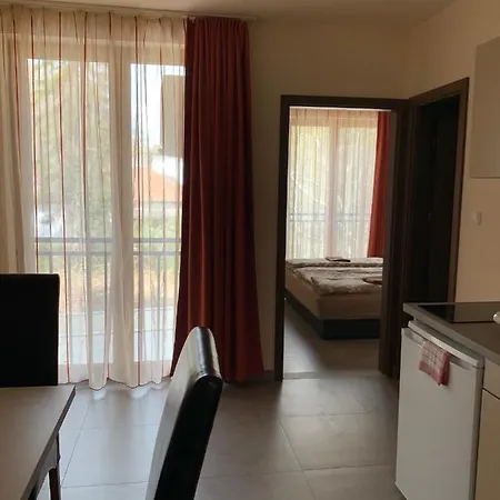 Apartment Balaton Apartmanhaz *