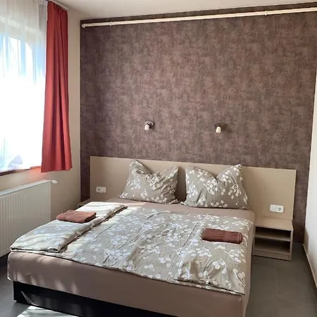 Balaton Apartmanhaz Apartment