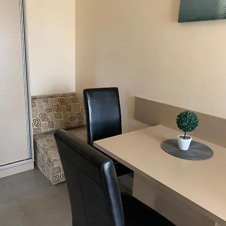 Balaton Apartmanhaz Apartment Siofok