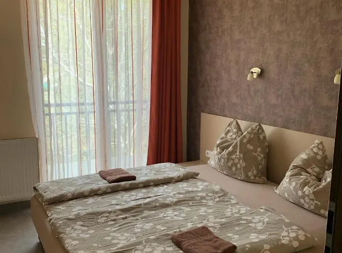 Balaton Apartmanhaz * 시오포크